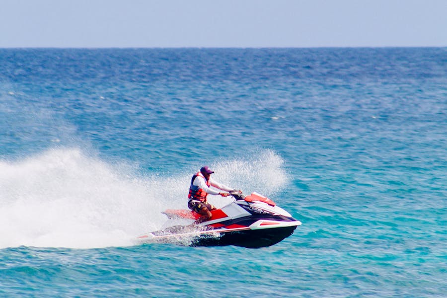 Sea-Doo RXP-X 325 jet ski